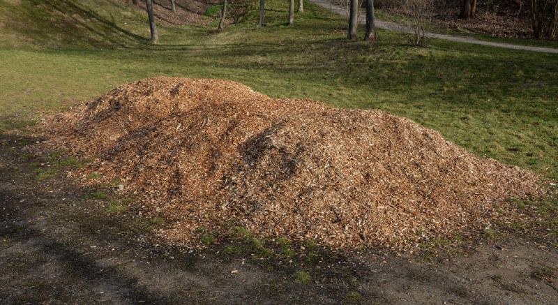 Wood Chip Mulching